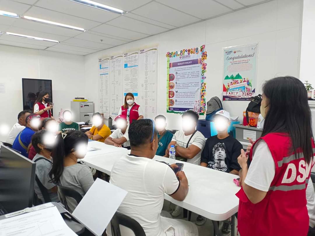 dswd-nagbigay-ng-karagdagang-tulong-sa-mga-biktima-ng-insidente-malapit